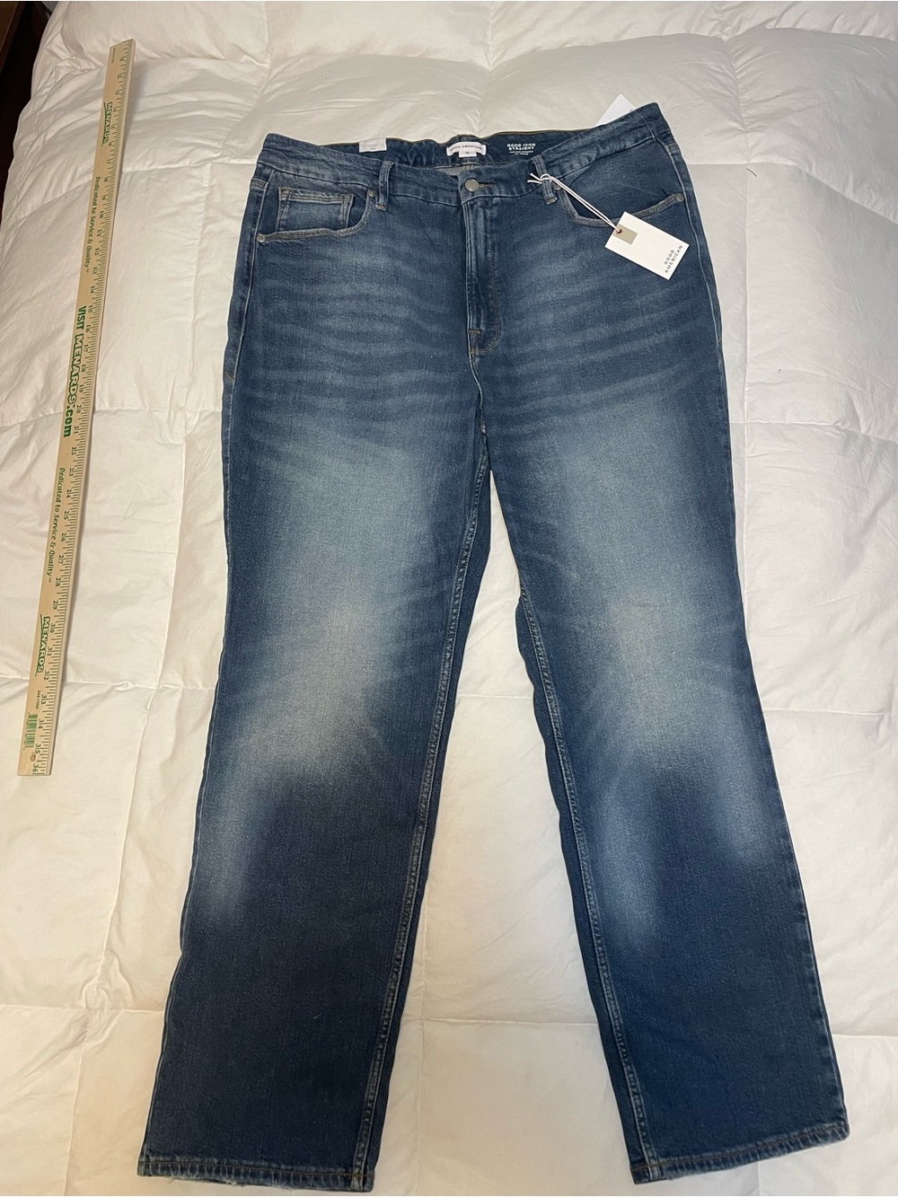 Good American Good Icon Straight Sz 16 mid to high rise